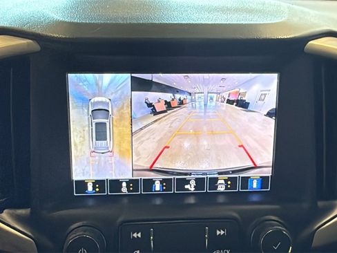 Used 2022 GMC Terrain Denali image 39