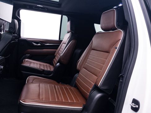 Used 2023 GMC Yukon XL Denali Ultimate AWD/4WD image 50