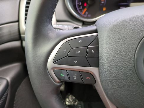 Used 2021 Jeep Grand Cherokee Laredo X RWD image 20