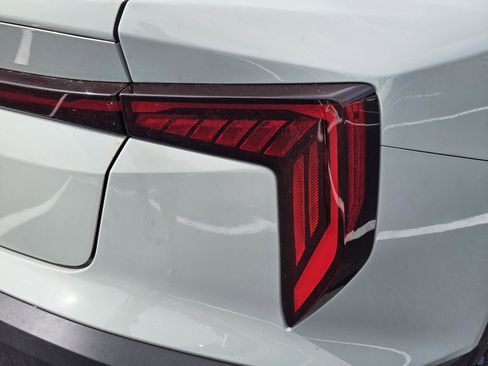 New 2026 Kia K4 LXS FWD image 9