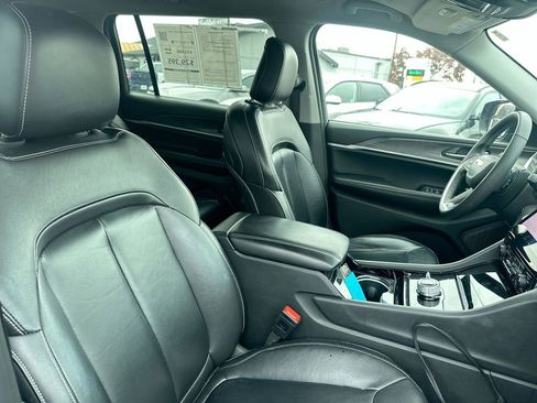 Used 2023 Jeep Grand Cherokee L Limited w/ Trailer Tow Group (B) image 83