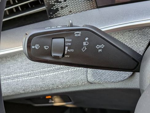 New 2026 Volkswagen Tiguan S FWD image 29