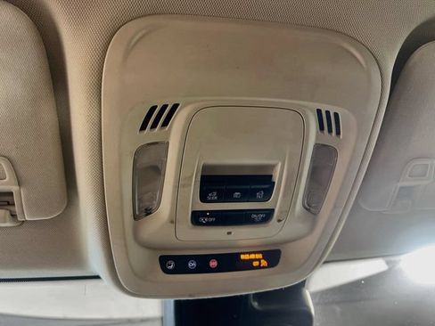 Used 2023 Buick Envision Essence w/ Sport Touring Package FWD image 20
