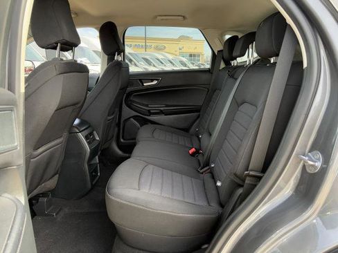 Certified 2024 Ford Edge SE image 24