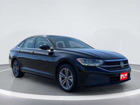 Used 2024 Volkswagen Jetta SE FWD image 5