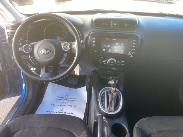Used 2018 Kia Soul + FWD image 15
