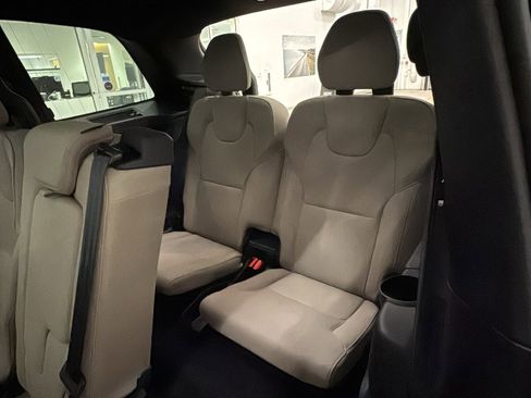 New 2026 Volvo XC90 T8 Plus w/ Protection Package Premier image 29