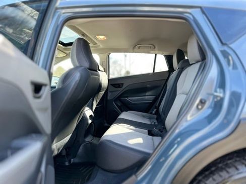 Used 2024 Subaru Crosstrek 2.0i Premium image 18