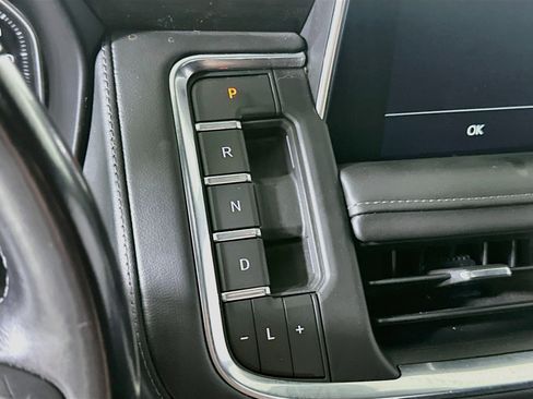 Used 2021 GMC Yukon XL SLE AWD/4WD image 25