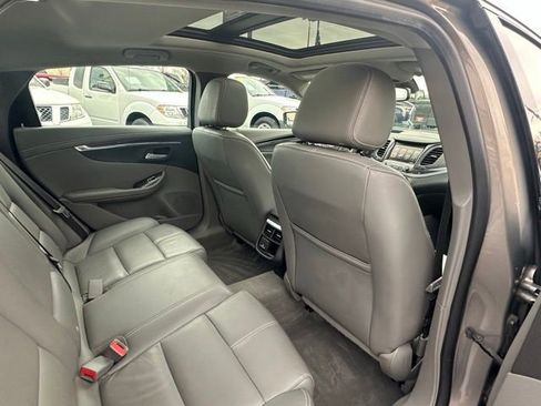 Used 2019 Chevrolet Impala LT image 23