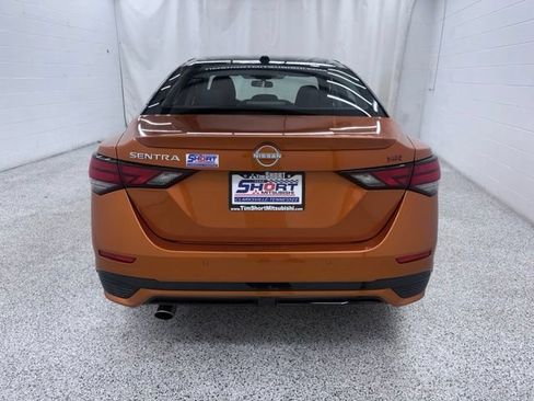 Used 2025 Nissan Sentra SR FWD image 3
