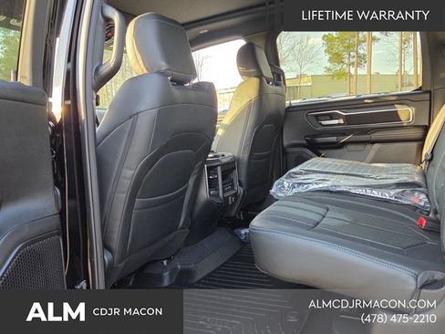 New 2026 RAM 1500 Big Horn AWD/4WD image 8