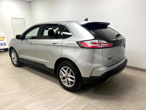 Used 2024 Ford Edge SEL image 13