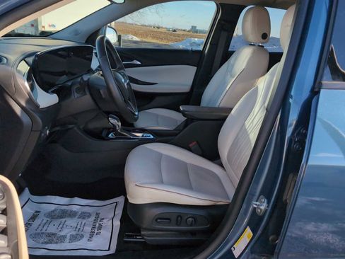 Used 2024 Buick Encore GX Avenir w/ Avenir Convenience Package image 18