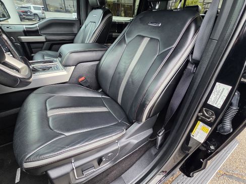 Used 2018 Ford F150 Platinum w/ Equipment Group 701A Luxury image 52