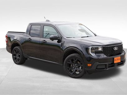 Certified 2025 Ford Maverick Lariat w/ Black Appearance Package