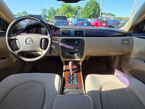 Used 2011 Buick Lucerne CX FWD image 12