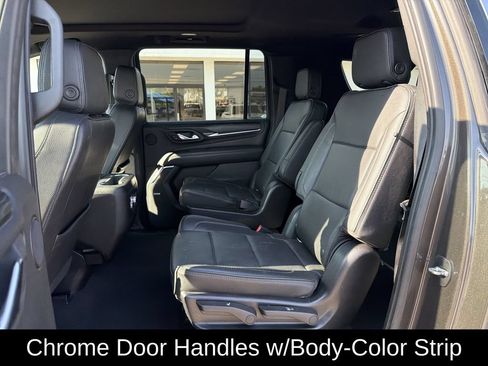 Used 2021 GMC Yukon XL Denali RWD image 13