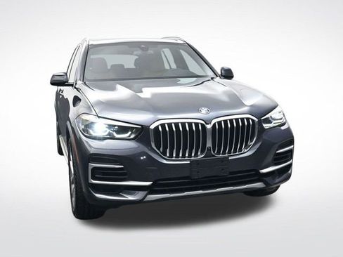 Used 2022 BMW X5 xDrive40i w/ Premium Package image 11