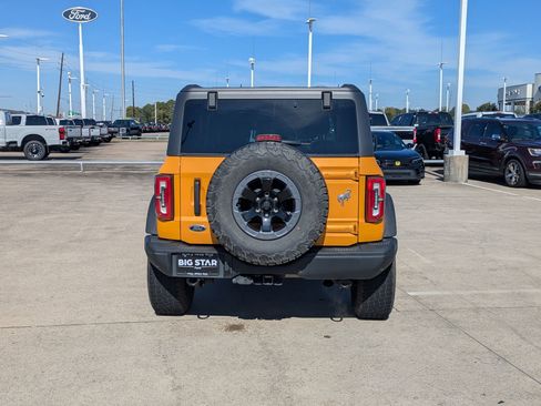 Used 2021 Ford Bronco Badlands image 4