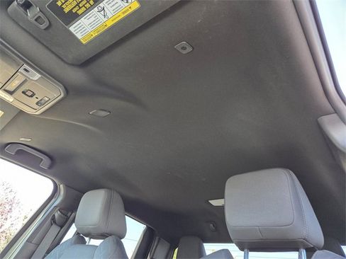 Used 2024 Toyota Tacoma SR5 image 10