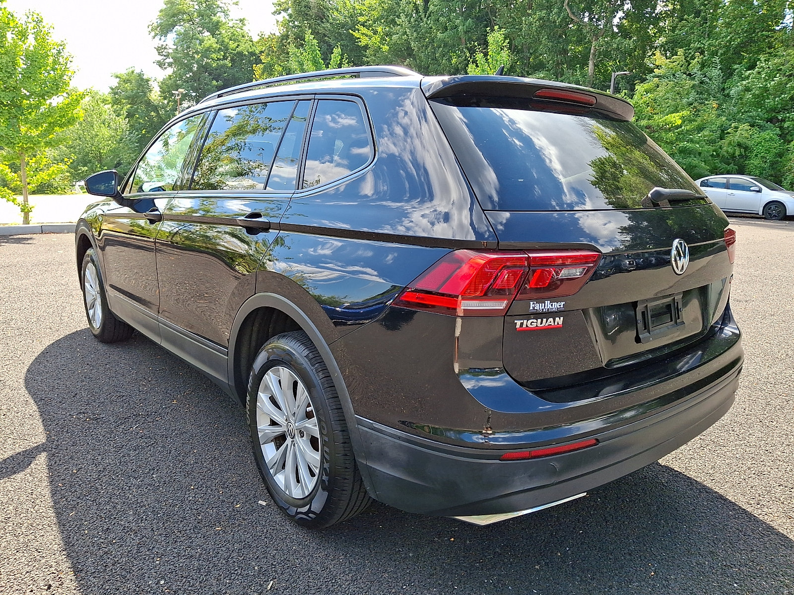 Used 2020 Volkswagen Tiguan S AWD/4WD image 4