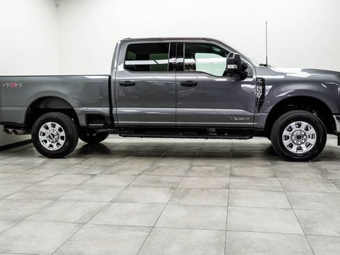 Used 2024 Ford F250 XLT image 10