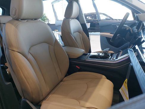 New 2026 Audi Q7 2.0T Premium Plus AWD/4WD image 10
