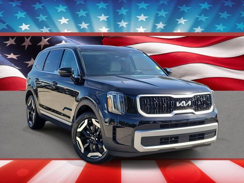 Used 2024 Kia Telluride EX w/ EX Captain's Chair Package FWD image 1