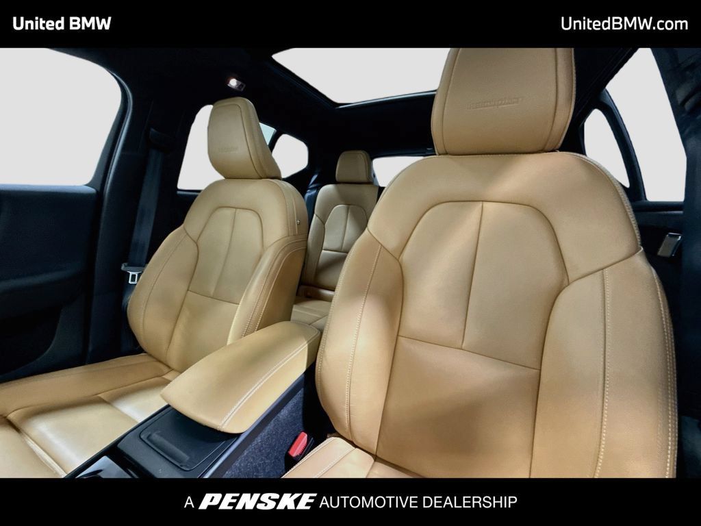 Used 2020 Volvo XC40 T4 Inscription w/ Protection Package FWD image 12