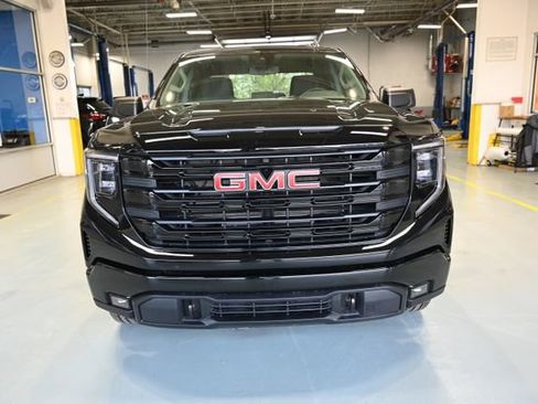 New 2026 GMC Sierra 1500 Elevation image 2