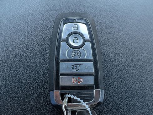 Certified 2024 Ford Edge ST-Line image 33