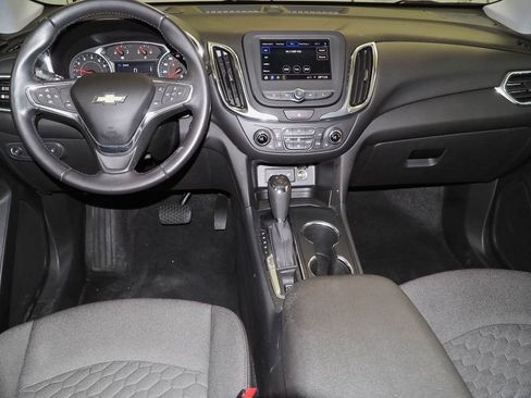 Used 2020 Chevrolet Equinox LT image 11