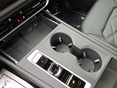 New 2026 Volkswagen Atlas Cross Sport SE image 24