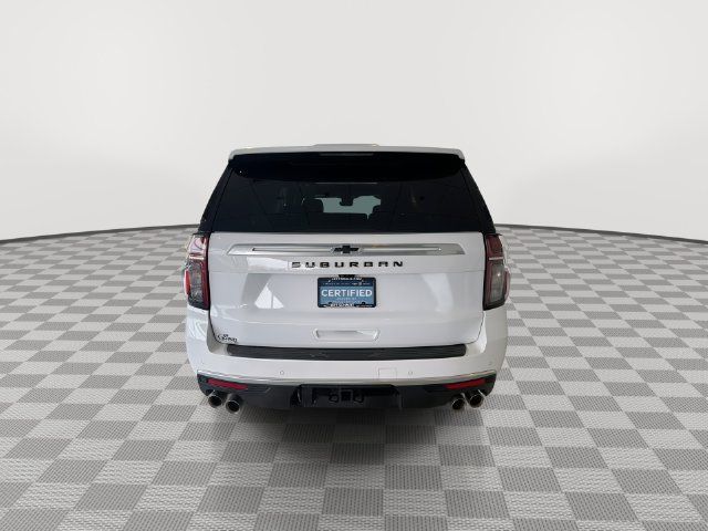 Certified 2024 Chevrolet Suburban High Country AWD/4WD image 9