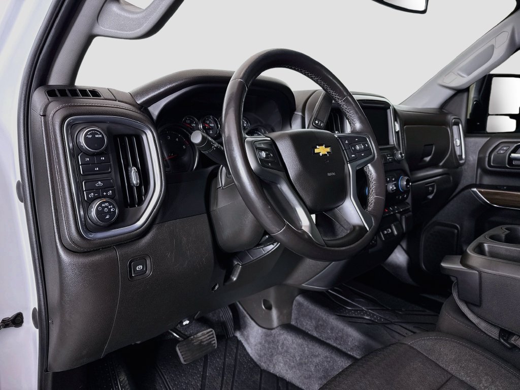 Used 2022 Chevrolet Silverado 2500 LT w/ Fleet Comfort Package AWD/4WD image 9