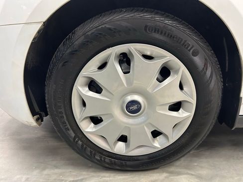 Used 2018 Ford Transit Connect XLT image 18