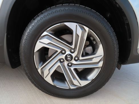 Used 2022 Hyundai Santa Fe SE image 11