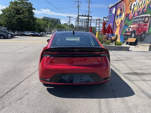 Used 2023 Toyota Prius Limited AWD/4WD image 4