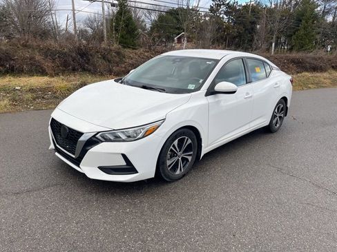 Used 2022 Nissan Sentra SV image 1