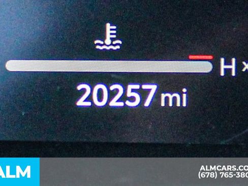 Used 2026 Toyota Corolla Cross XLE FWD image 39