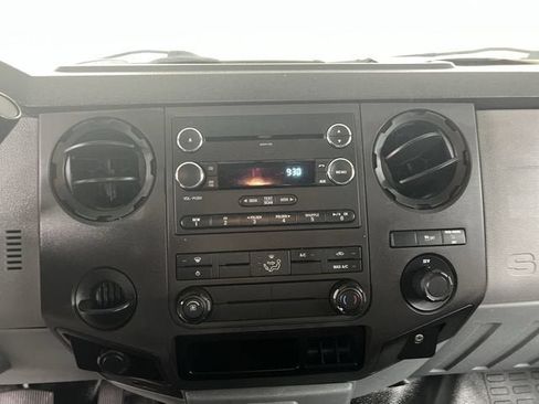 Used 2015 Ford F250 XL RWD image 16