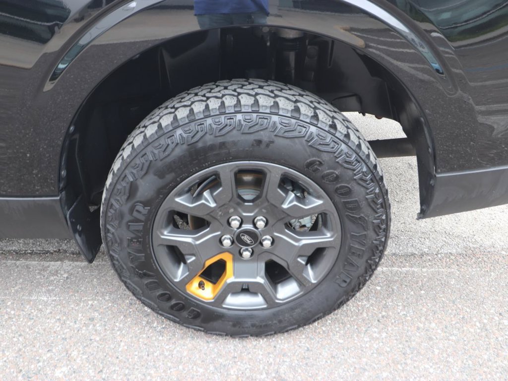Certified 2025 Ford Maverick Tremor AWD/4WD image 14