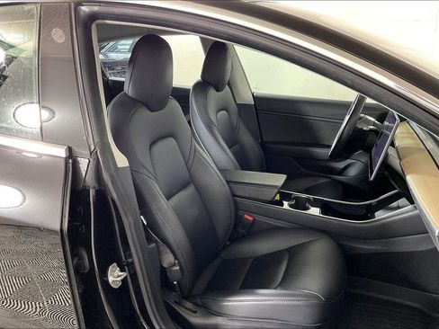 Used 2018 Tesla Model 3 Mid Range RWD image 6