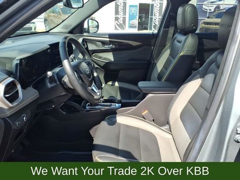 Used 2024 Chevrolet TrailBlazer ACTIV w/ Convenience Package AWD/4WD image 19