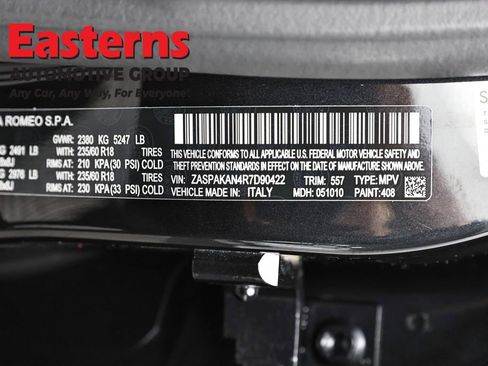 Used 2024 Alfa Romeo Stelvio Sprint image 35