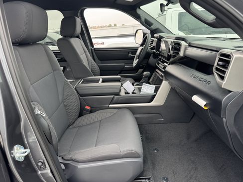 New 2026 Toyota Tundra SR5 image 8
