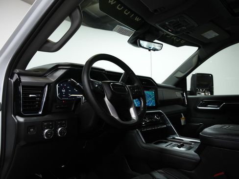 New 2026 GMC Sierra 2500 Denali w/ Denali Reserve Package image 33