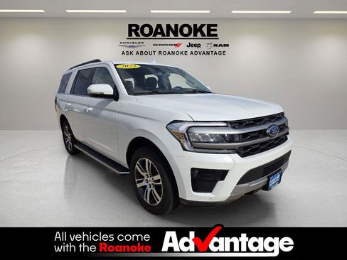 Used 2023 Ford Expedition XLT AWD/4WD image 13