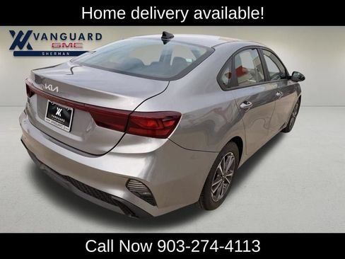 Used 2023 Kia Forte LXS FWD image 4